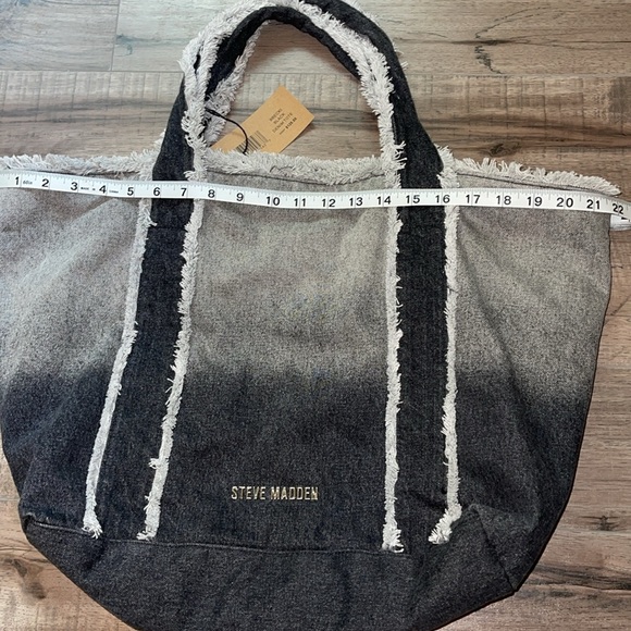 Steve Madden Denim Tote - Picture 5 of 16